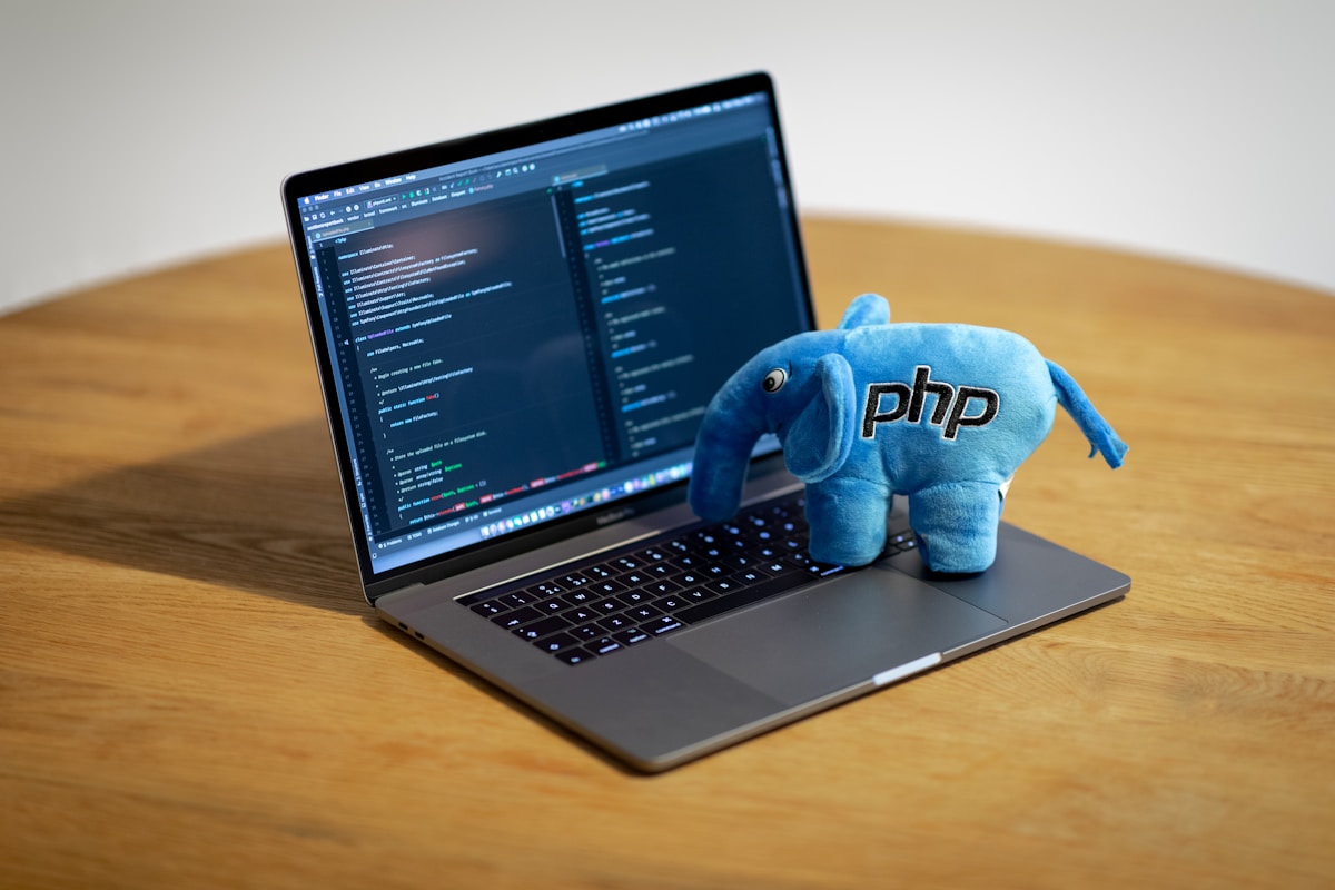 TypeScript avanzado: 7 patrones que reducen bugs en producción